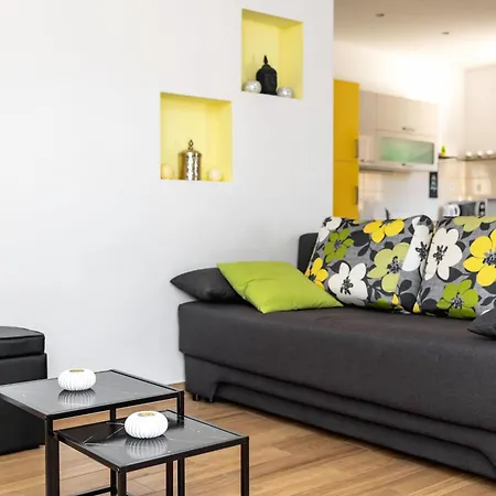 Sunny Garden * ספליט