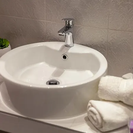 Διαμέρισμα Sunny Garden *