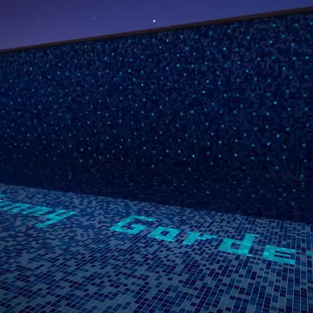 Sunny Garden ספליט