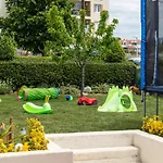 Apartman Sunny Garden