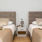 Sunny Garden Apartman