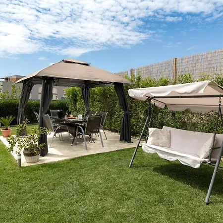 Апартаменти Sunny Garden