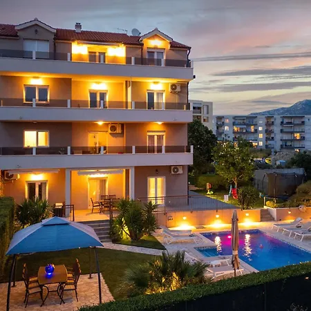 Апартаменти Sunny Garden Спліт